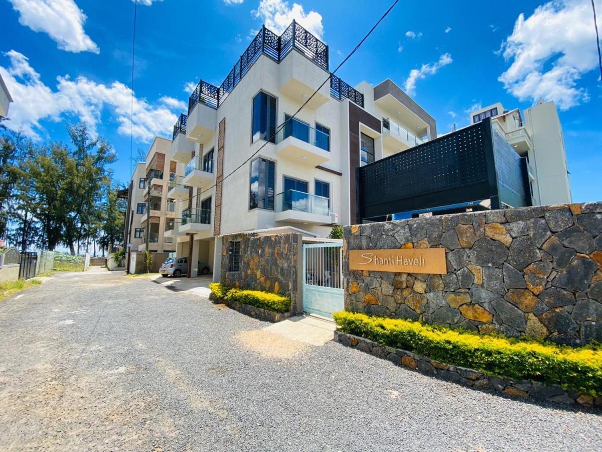 Shanti Haveli Beachfront Apartments Flic-en-Flacq Exterior foto