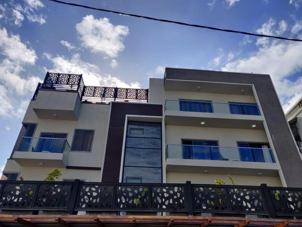 Shanti Haveli Beachfront Apartments Flic-en-Flacq Exterior foto