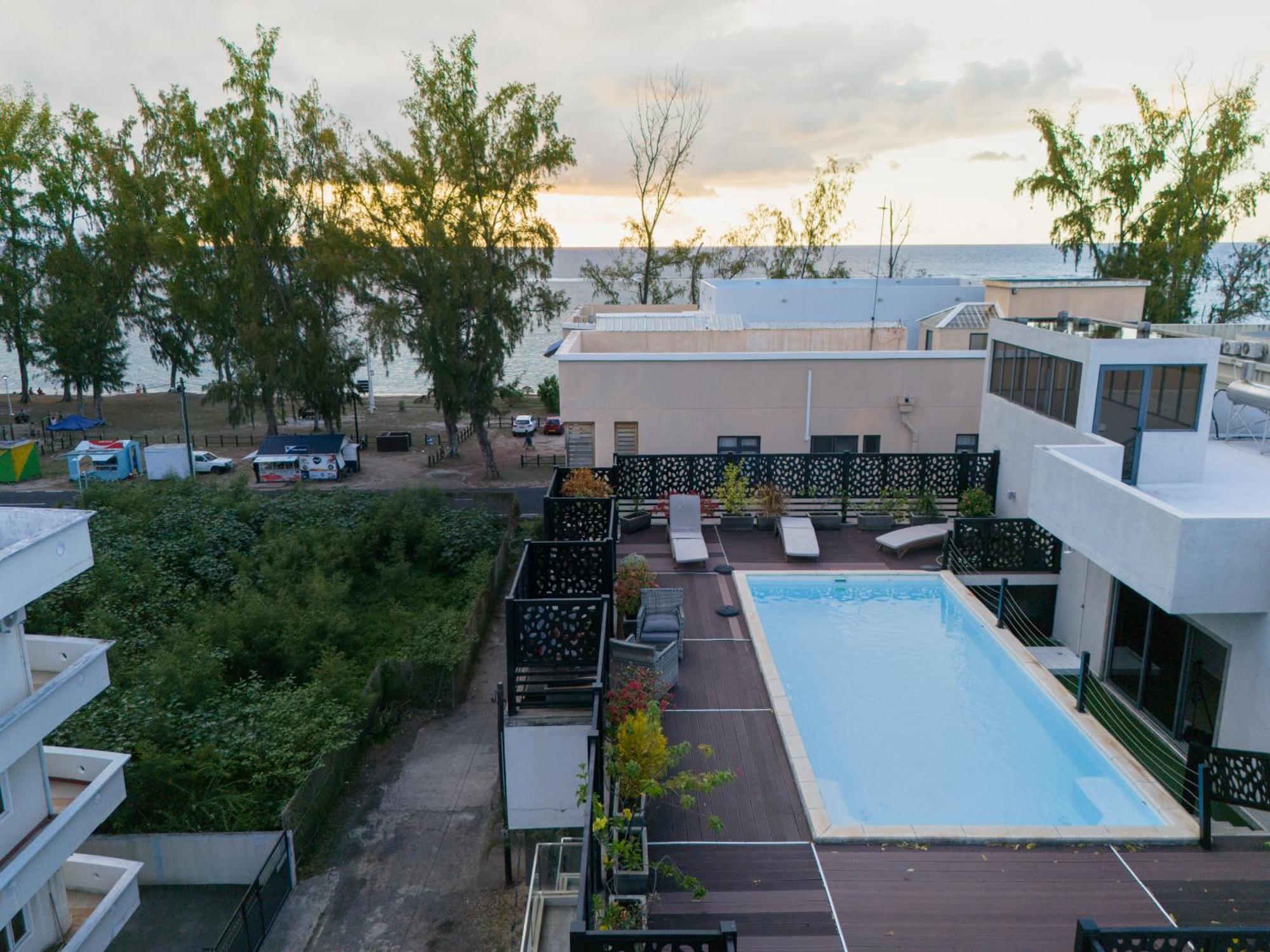 Shanti Haveli Beachfront Apartments Flic-en-Flacq Exterior foto